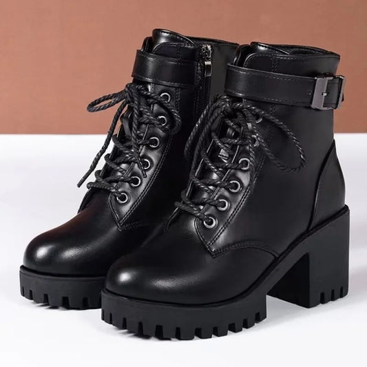 Botas Femininas de Inverno com Salto Grosso - Zíper Lateral e Renda
